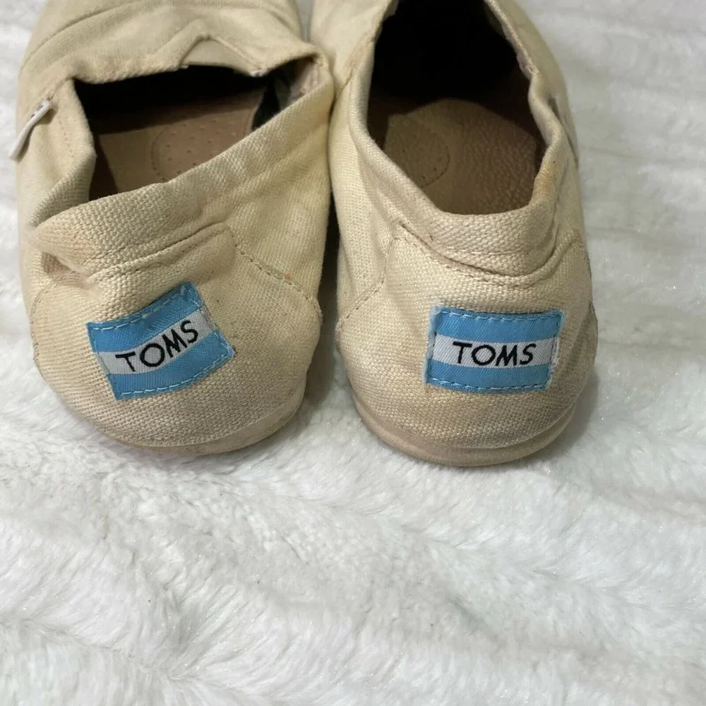 TOMS Cream Womens Size 8.5 Slip on‎ Shoes Perfect Paint Canvas Classic